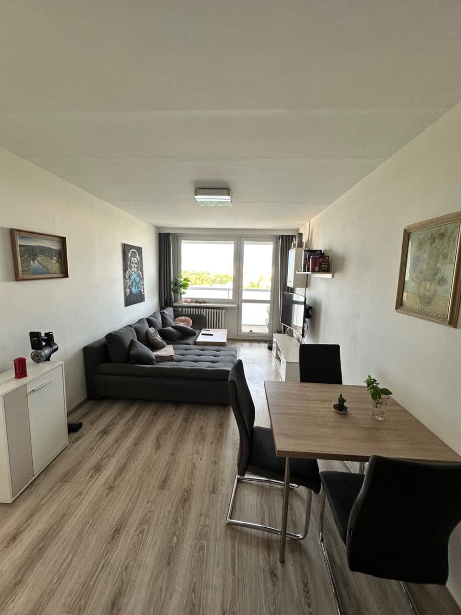 Prodej bytu 2+kk 45 m², Kozmíkova, Praha, Praha Prodej bytu 2+kk 45 m², Kozmíkova, Praha, Praha