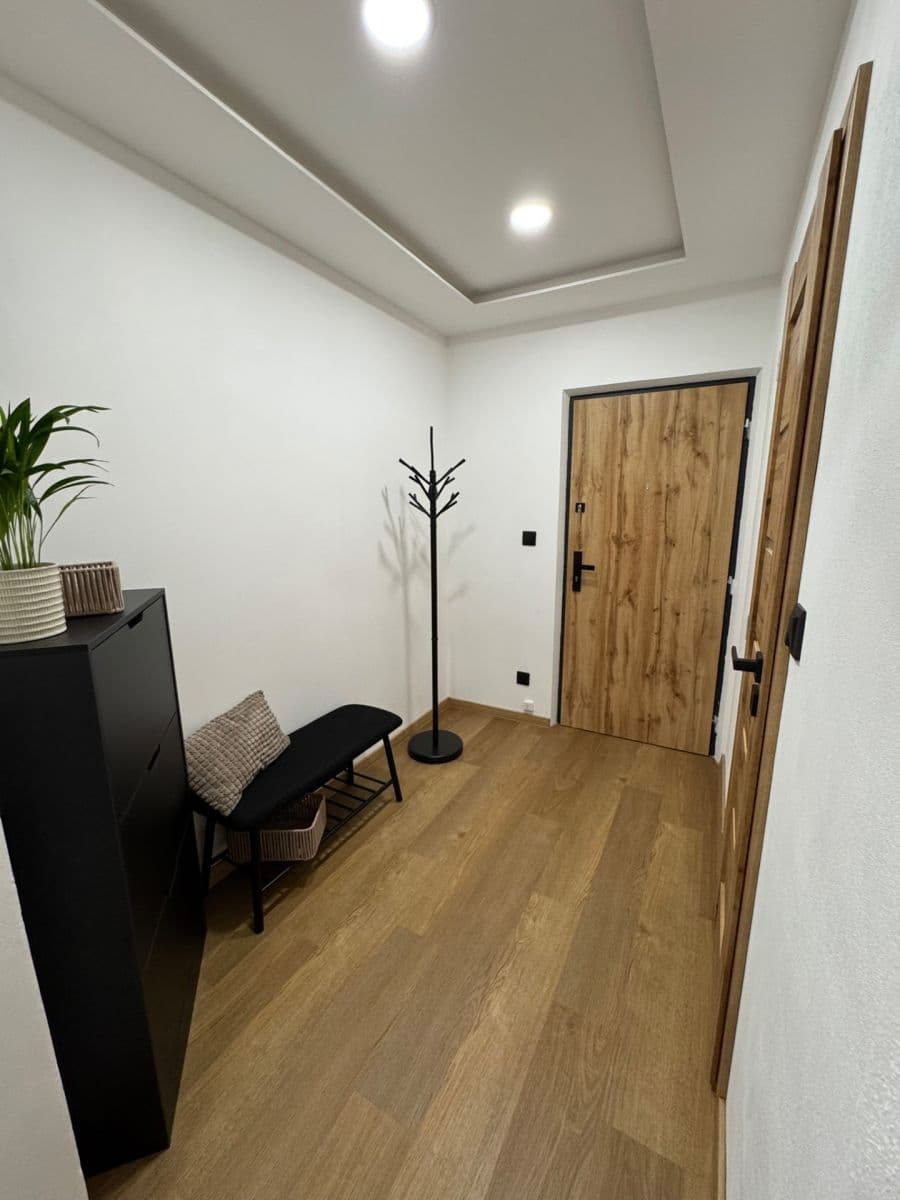 Pronájem bytu 2+kk 49 m², Rozmarýnová, Most, Ústecký kraj Pronájem bytu 2+kk 49 m², Rozmarýnová, Most, Ústecký kraj