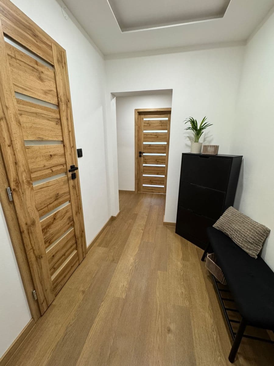 Pronájem bytu 2+kk 49 m², Rozmarýnová, Most, Ústecký kraj Pronájem bytu 2+kk 49 m², Rozmarýnová, Most, Ústecký kraj