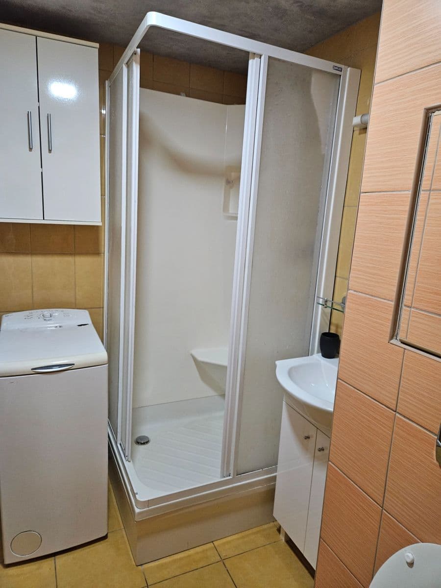Pronájem bytu 2+1 65 m², Matušova, Rumburk, Ústecký kraj Pronájem bytu 2+1 65 m², Matušova, Rumburk, Ústecký kraj