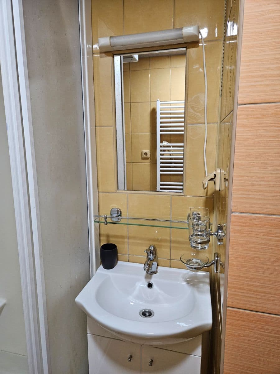 Pronájem bytu 2+1 65 m², Matušova, Rumburk, Ústecký kraj Pronájem bytu 2+1 65 m², Matušova, Rumburk, Ústecký kraj
