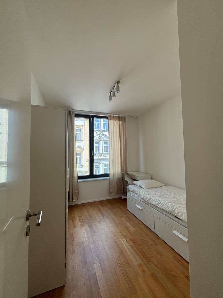 Pronájem bytu 3+kk 71 m², Krásova, Praha, Praha Pronájem bytu 3+kk 71 m², Krásova, Praha, Praha