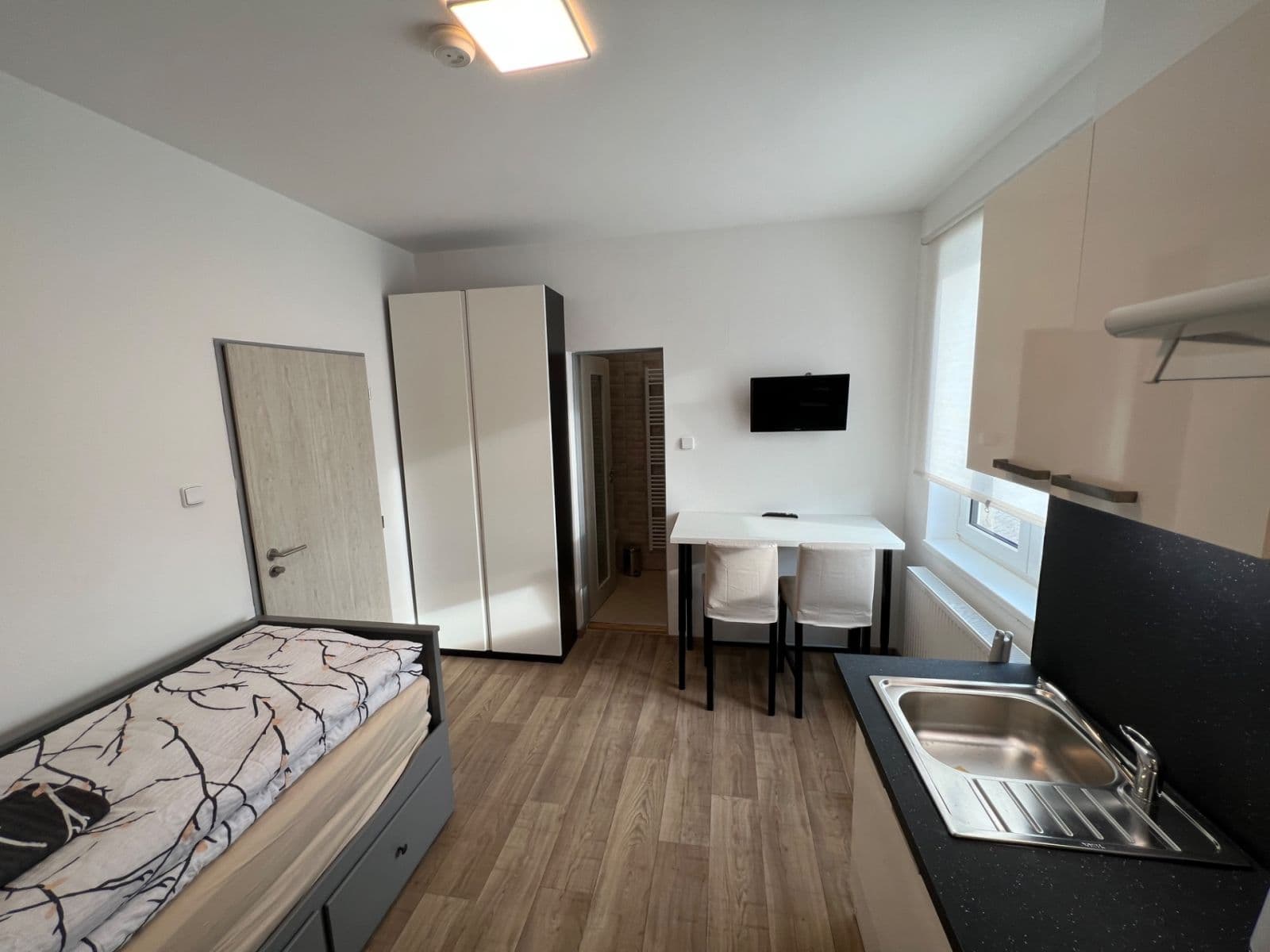 Pronájem bytu 1+kk 40 m², Náchodská, Praha, Praha Pronájem bytu 1+kk 40 m², Náchodská, Praha, Praha