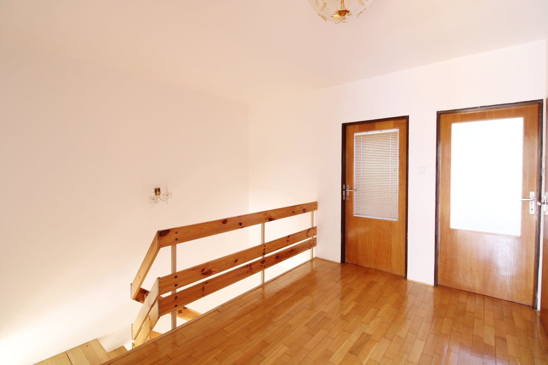 Pronájem domu 159 m², pozemek 290 m², Sopotská, Praha, Praha Pronájem domu 159 m², pozemek 290 m², Sopotská, Praha, Praha