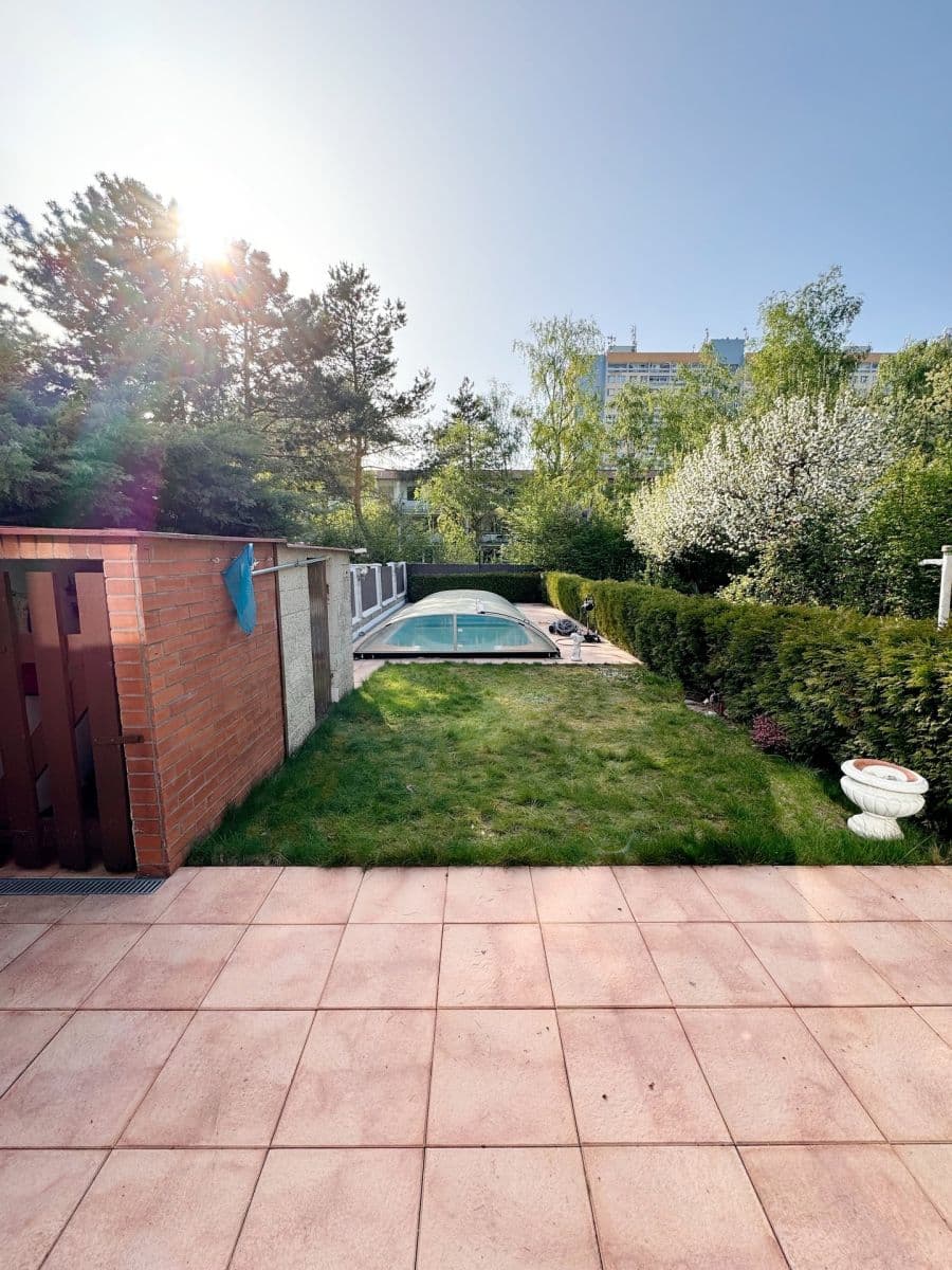 Pronájem domu 159 m², pozemek 290 m², Sopotská, Praha, Praha Pronájem domu 159 m², pozemek 290 m², Sopotská, Praha, Praha