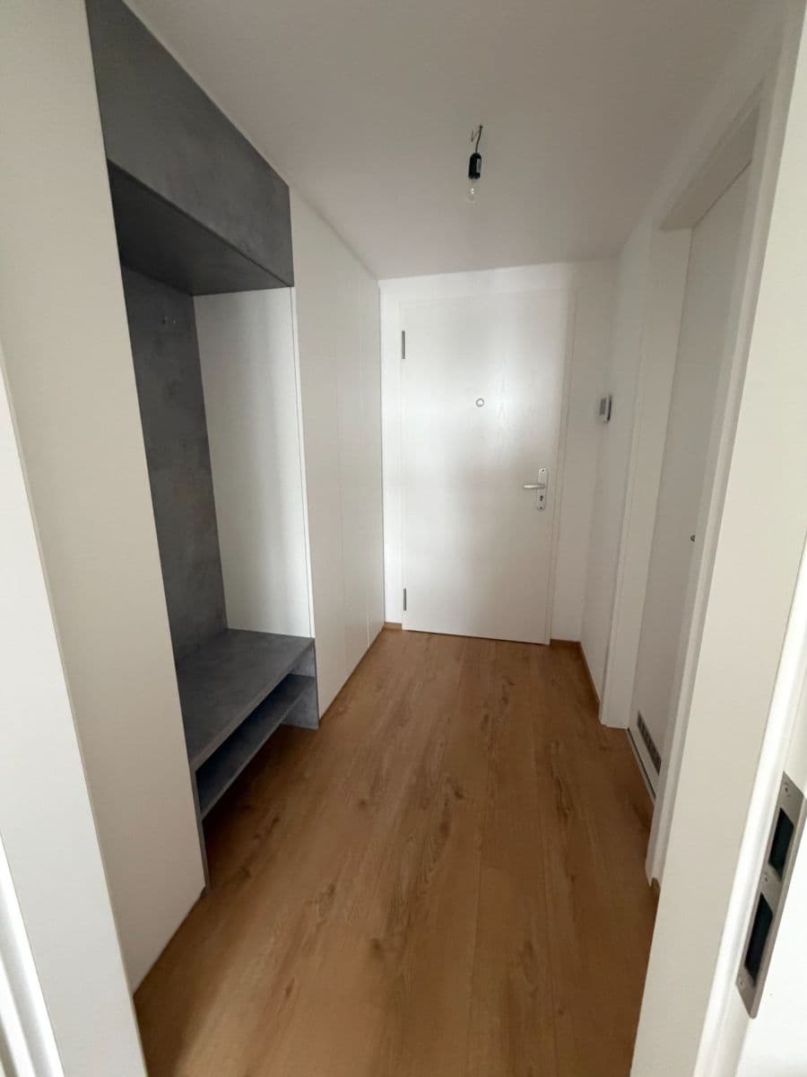 Pronájem bytu 1+kk 28 m², Blažimská, Praha, Praha Pronájem bytu 1+kk 28 m², Blažimská, Praha, Praha