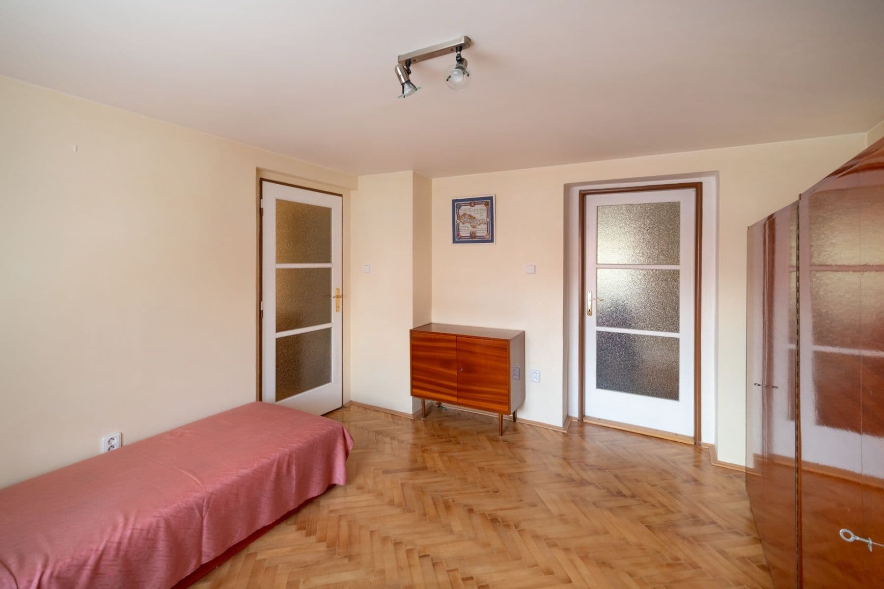 Prodej domu 90 m², pozemek 70 m², Masarykovo náměstí, Budyně nad Ohří, Ústecký kraj Prodej domu 90 m², pozemek 70 m², Masarykovo náměstí, Budyně nad Ohří, Ústecký kraj