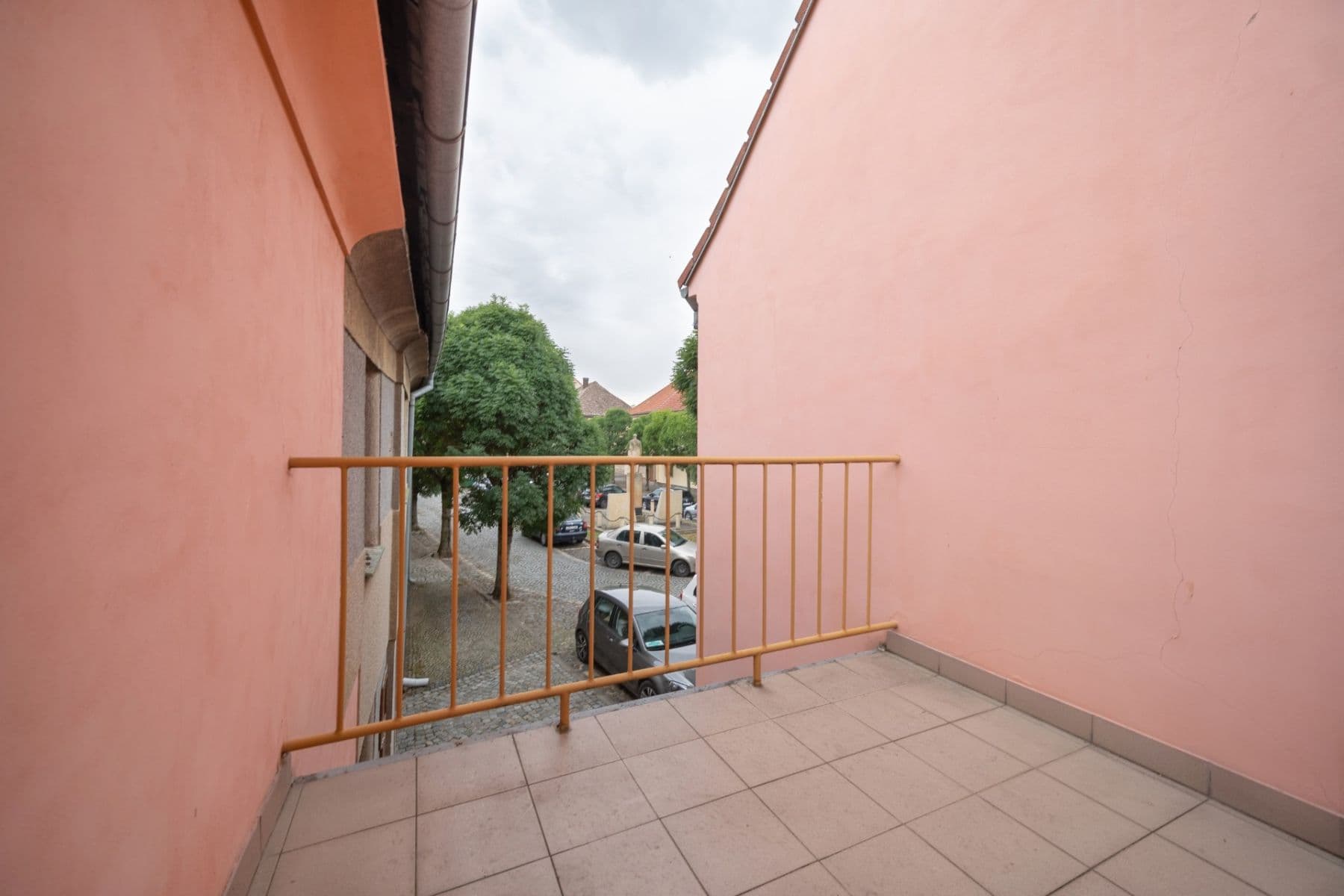Prodej domu 90 m², pozemek 70 m², Masarykovo náměstí, Budyně nad Ohří, Ústecký kraj Prodej domu 90 m², pozemek 70 m², Masarykovo náměstí, Budyně nad Ohří, Ústecký kraj