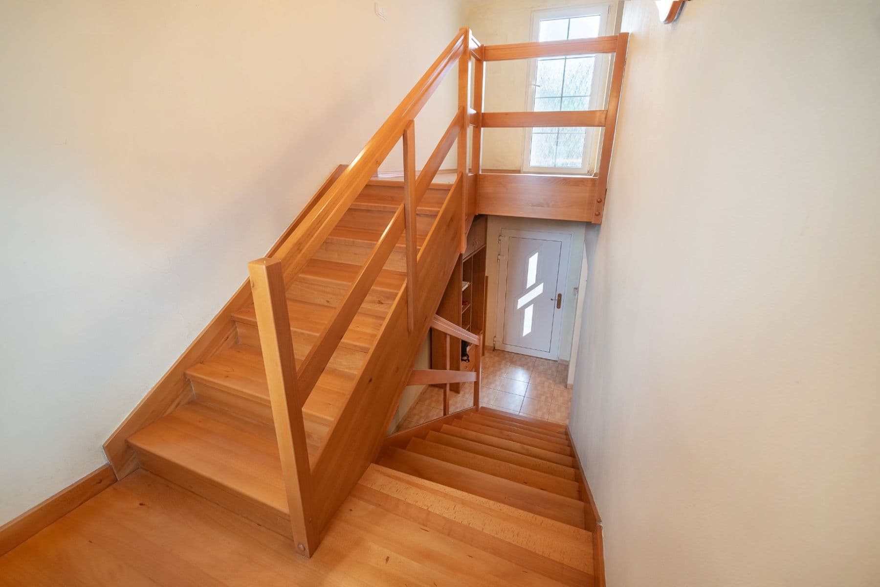 Prodej domu 90 m², pozemek 70 m², Masarykovo náměstí, Budyně nad Ohří, Ústecký kraj Prodej domu 90 m², pozemek 70 m², Masarykovo náměstí, Budyně nad Ohří, Ústecký kraj