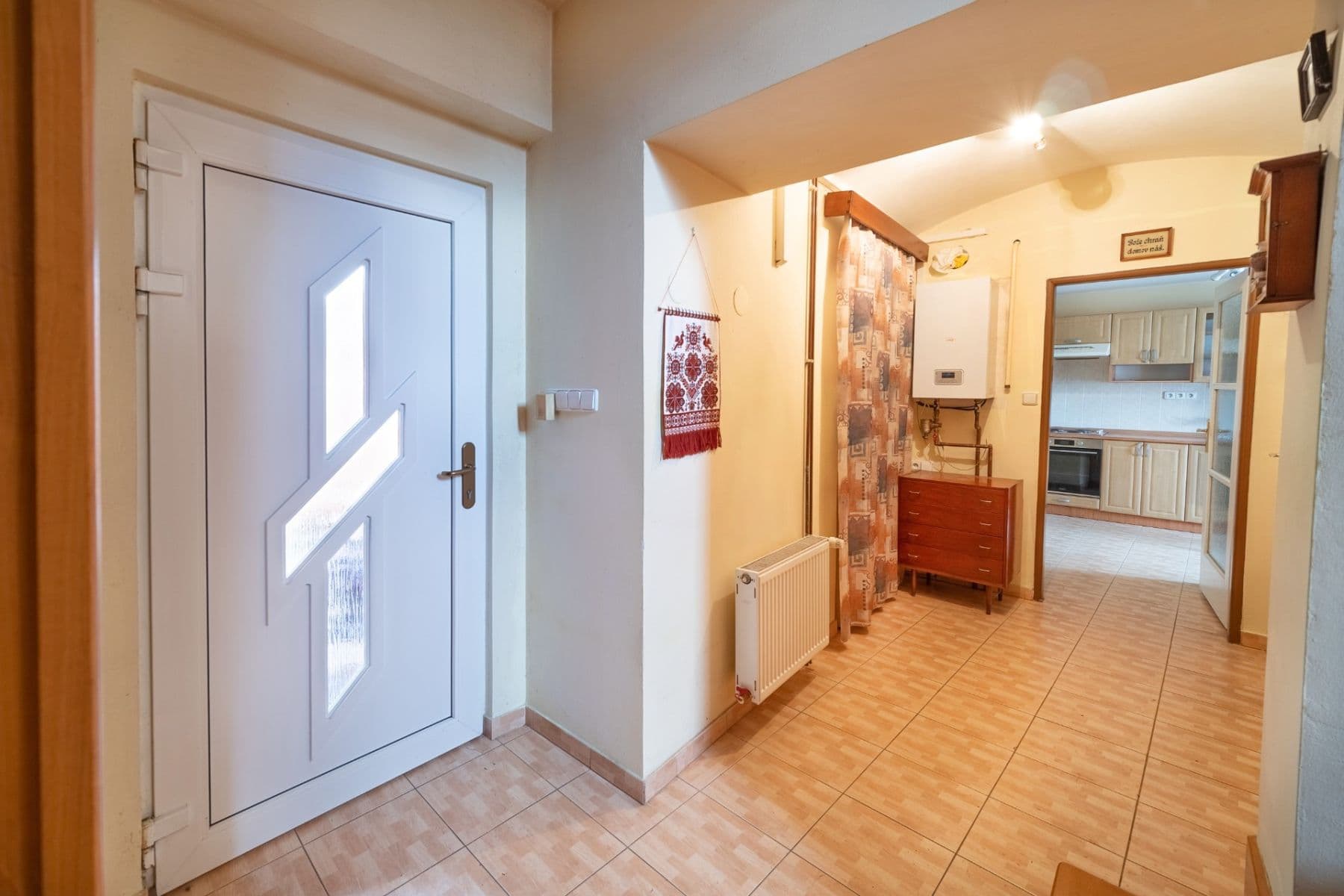 Prodej domu 90 m², pozemek 70 m², Masarykovo náměstí, Budyně nad Ohří, Ústecký kraj Prodej domu 90 m², pozemek 70 m², Masarykovo náměstí, Budyně nad Ohří, Ústecký kraj