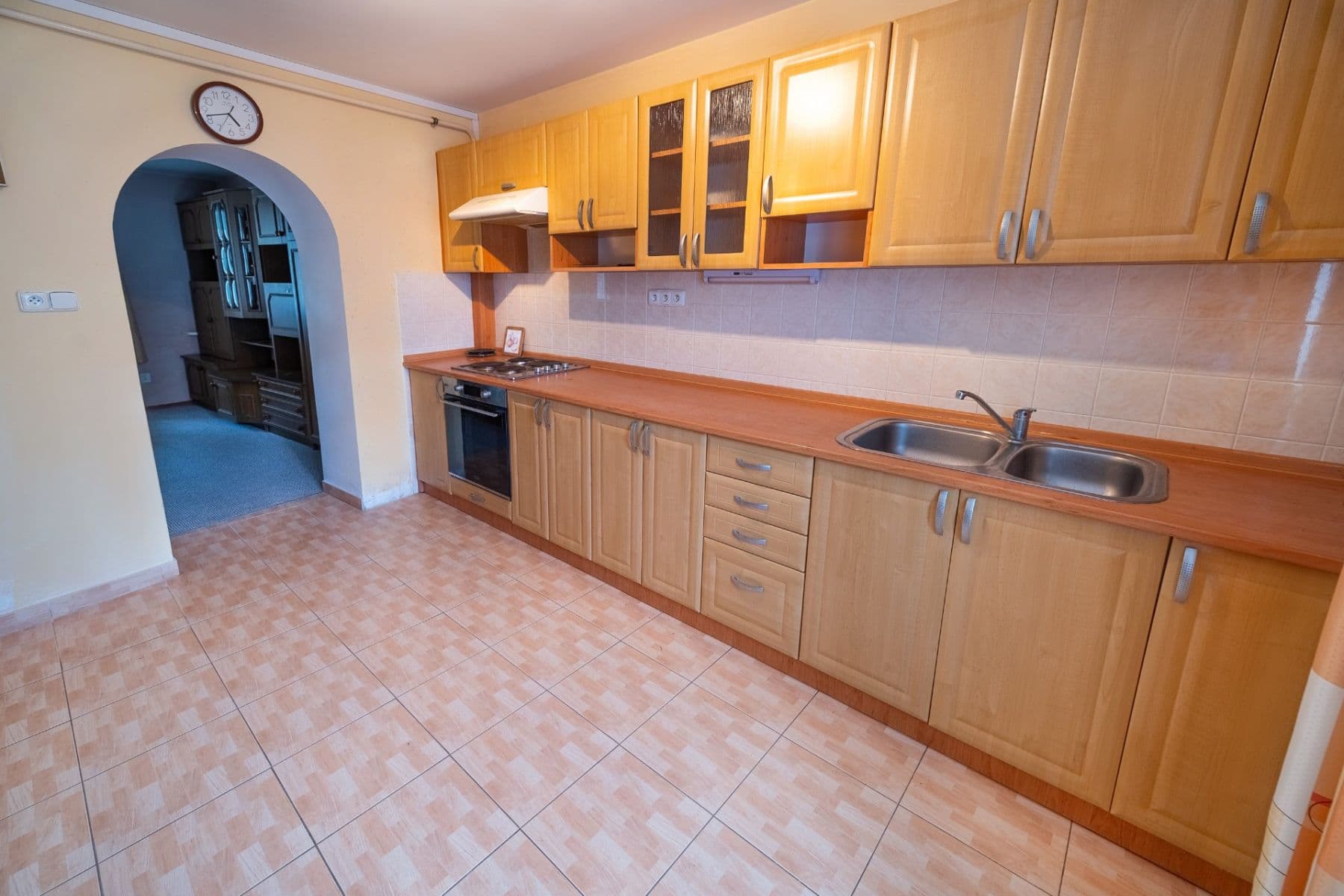 Prodej domu 90 m², pozemek 70 m², Masarykovo náměstí, Budyně nad Ohří, Ústecký kraj Prodej domu 90 m², pozemek 70 m², Masarykovo náměstí, Budyně nad Ohří, Ústecký kraj