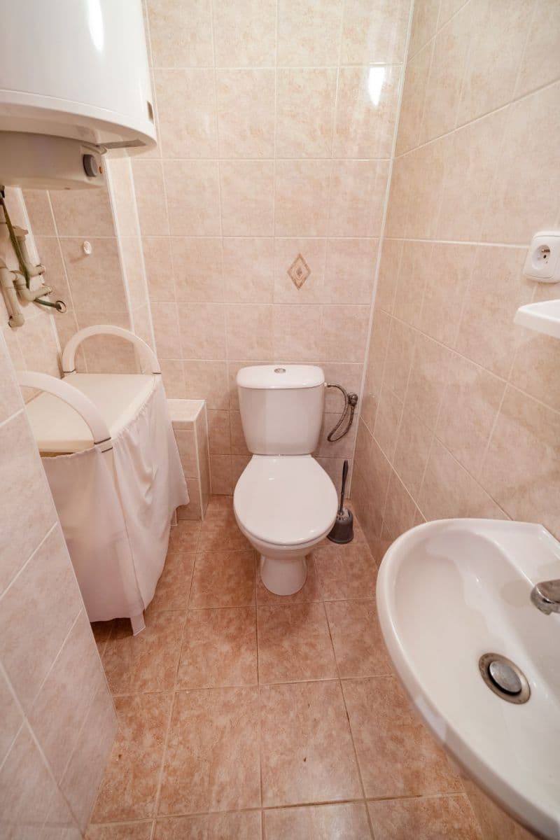 Prodej domu 90 m², pozemek 70 m², Masarykovo náměstí, Budyně nad Ohří, Ústecký kraj Prodej domu 90 m², pozemek 70 m², Masarykovo náměstí, Budyně nad Ohří, Ústecký kraj