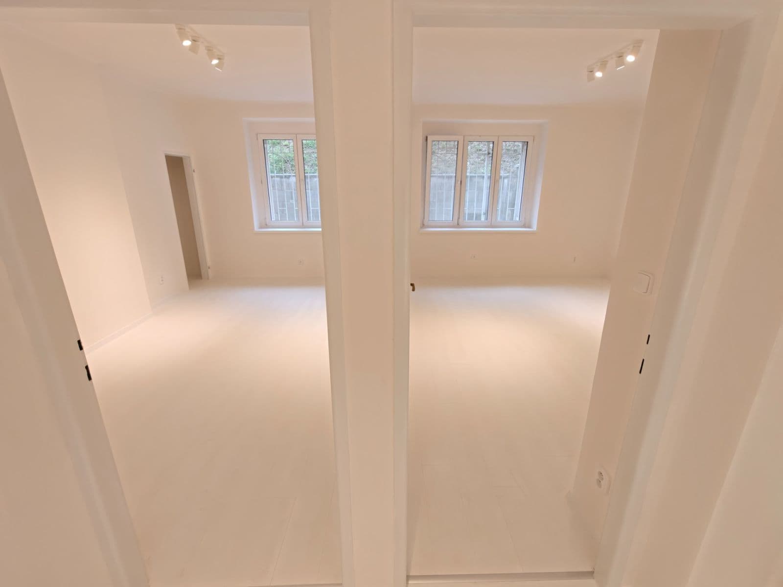 Pronájem bytu 2+1 42 m², Křížová, Praha, Praha Pronájem bytu 2+1 42 m², Křížová, Praha, Praha