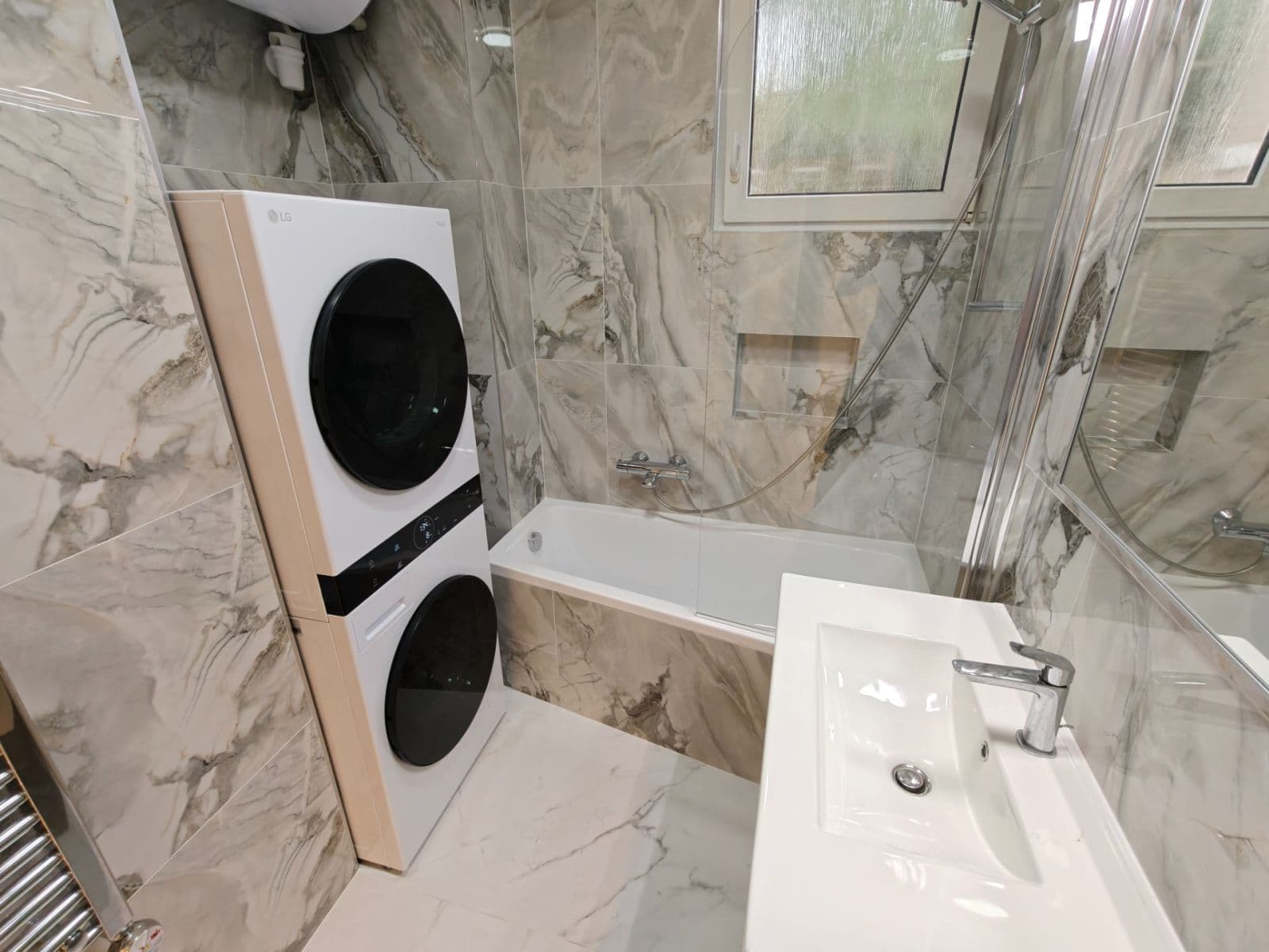 Pronájem bytu 2+1 42 m², Křížová, Praha, Praha Pronájem bytu 2+1 42 m², Křížová, Praha, Praha
