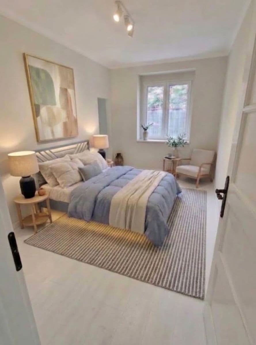 Pronájem bytu 2+1 42 m², Křížová, Praha, Praha Pronájem bytu 2+1 42 m², Křížová, Praha, Praha