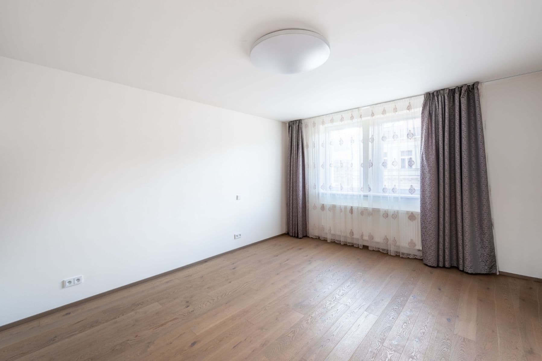 Pronájem bytu 2+1 75 m², Řipská, Praha, Praha Pronájem bytu 2+1 75 m², Řipská, Praha, Praha