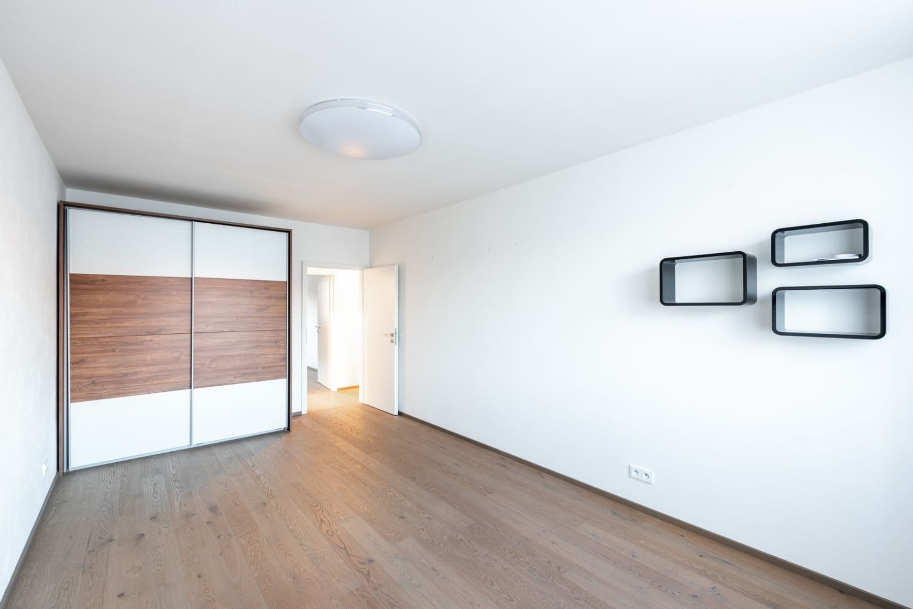 Pronájem bytu 2+1 75 m², Řipská, Praha, Praha Pronájem bytu 2+1 75 m², Řipská, Praha, Praha