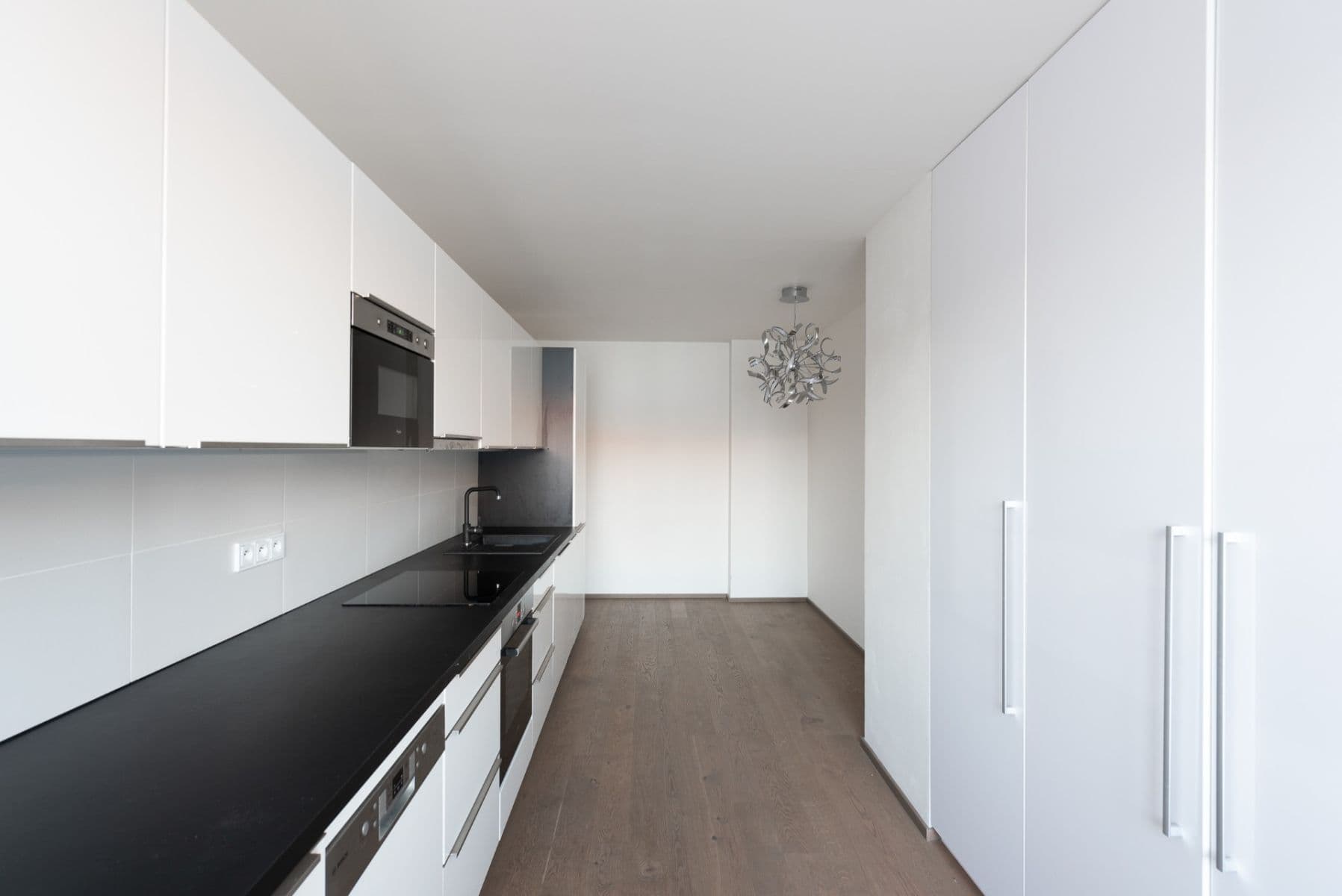 Pronájem bytu 2+1 75 m², Řipská, Praha, Praha Pronájem bytu 2+1 75 m², Řipská, Praha, Praha