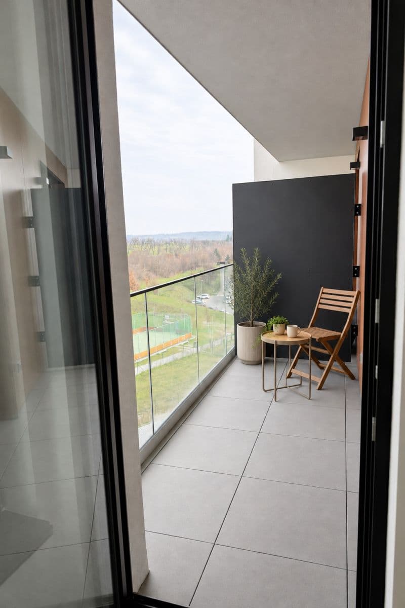 Pronájem bytu 2+kk 55 m², V Třešňovce, Praha, Praha Pronájem bytu 2+kk 55 m², V Třešňovce, Praha, Praha