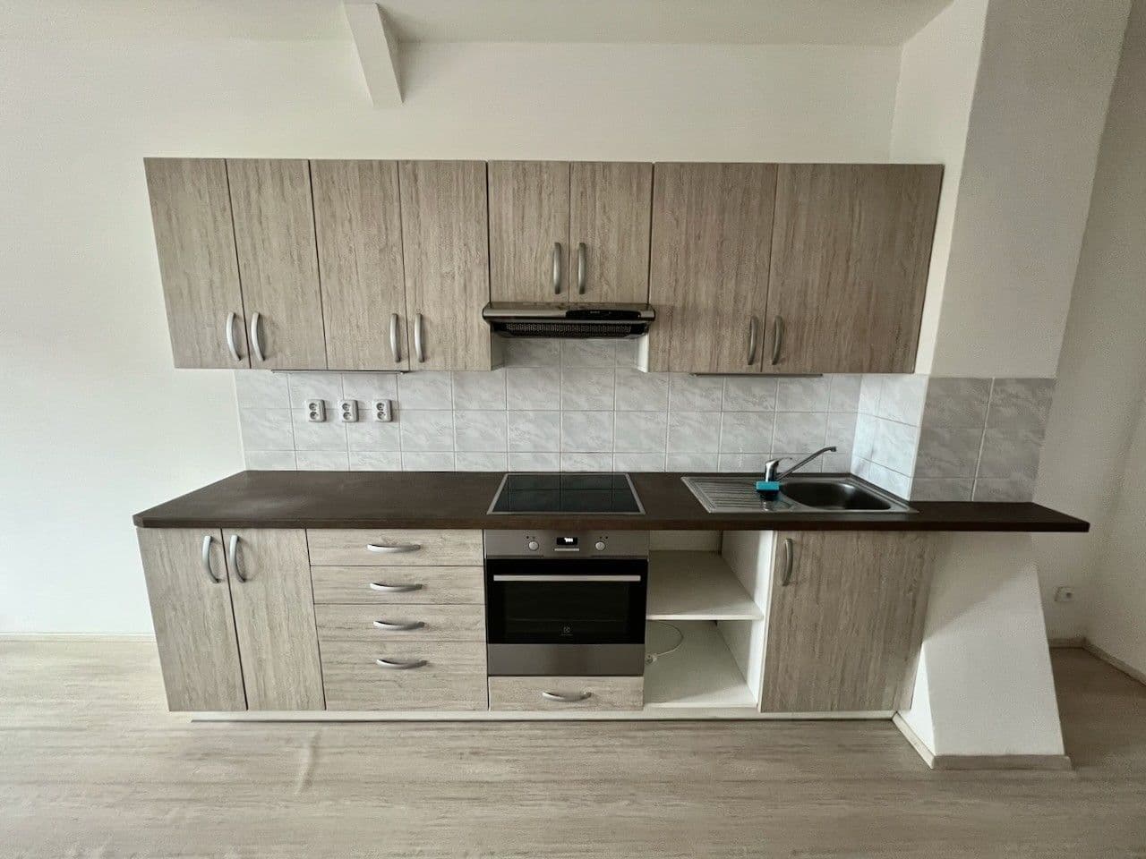Pronájem bytu 3+kk 65 m², Revoluční, Plzeň, Plzeňský kraj Pronájem bytu 3+kk 65 m², Revoluční, Plzeň, Plzeňský kraj
