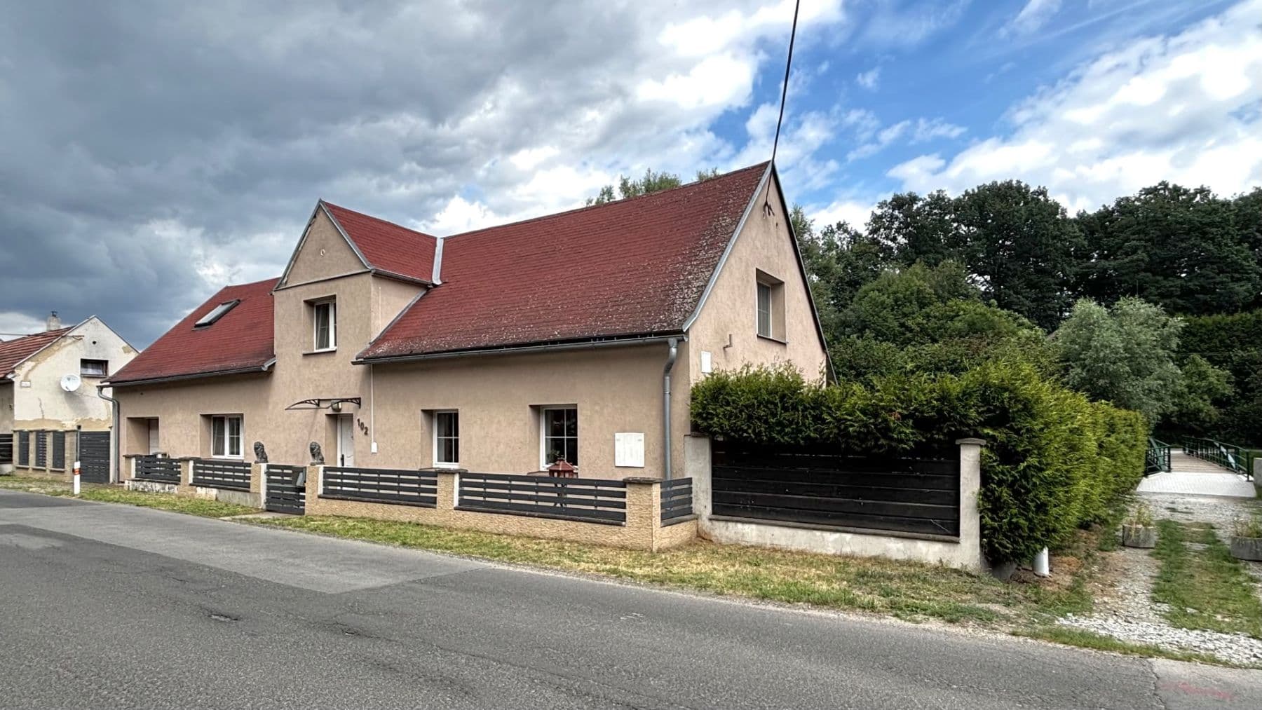 Prodej domu 222 m², pozemek 835 m², Pertoltice pod Ralskem, Liberecký kraj Prodej domu 222 m², pozemek 835 m², Pertoltice pod Ralskem, Liberecký kraj