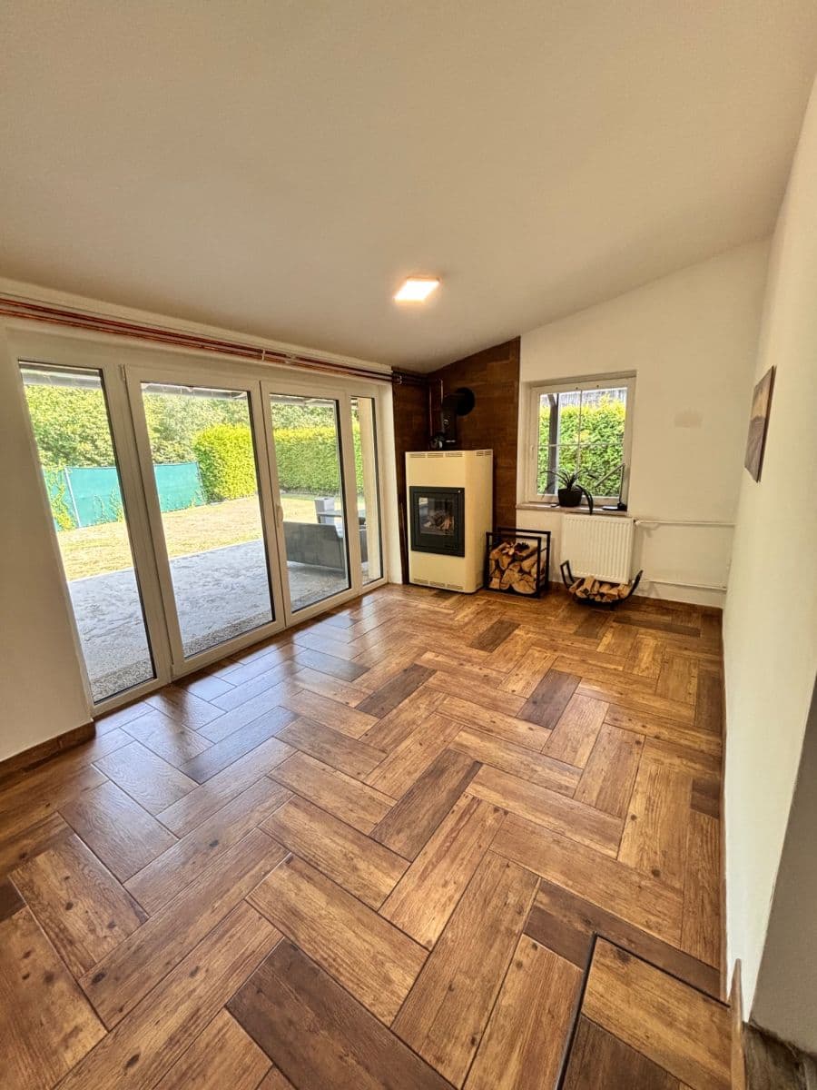 Prodej domu 222 m², pozemek 835 m², Pertoltice pod Ralskem, Liberecký kraj Prodej domu 222 m², pozemek 835 m², Pertoltice pod Ralskem, Liberecký kraj