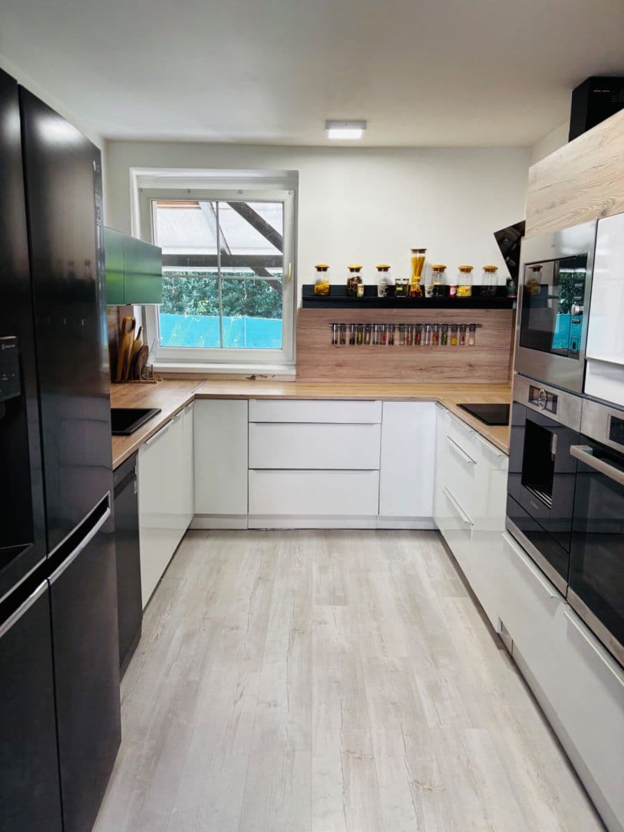 Prodej domu 222 m², pozemek 835 m², Pertoltice pod Ralskem, Liberecký kraj Prodej domu 222 m², pozemek 835 m², Pertoltice pod Ralskem, Liberecký kraj