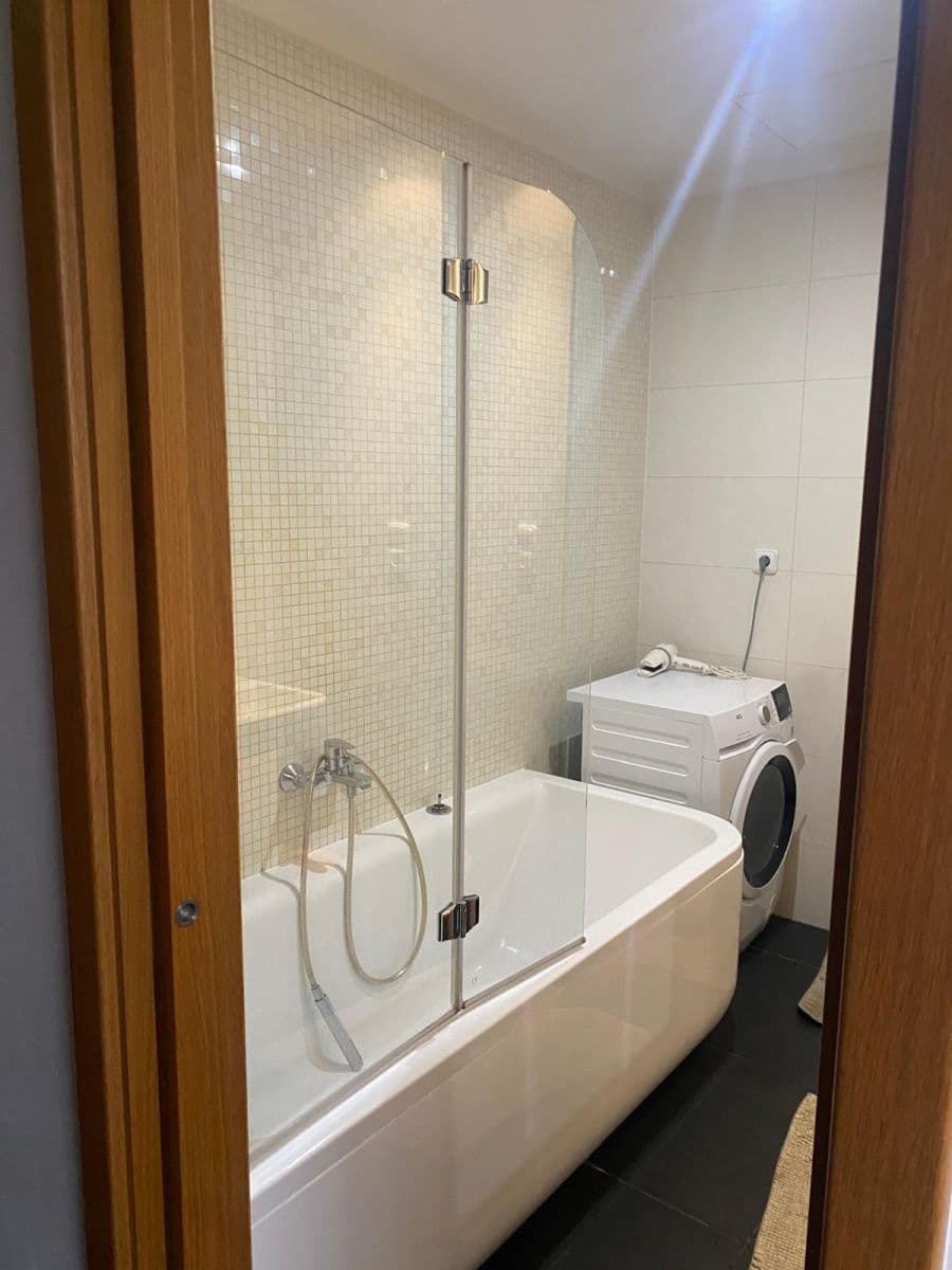 Pronájem bytu 1+kk 45 m², Uruguayská, Praha, Praha Pronájem bytu 1+kk 45 m², Uruguayská, Praha, Praha