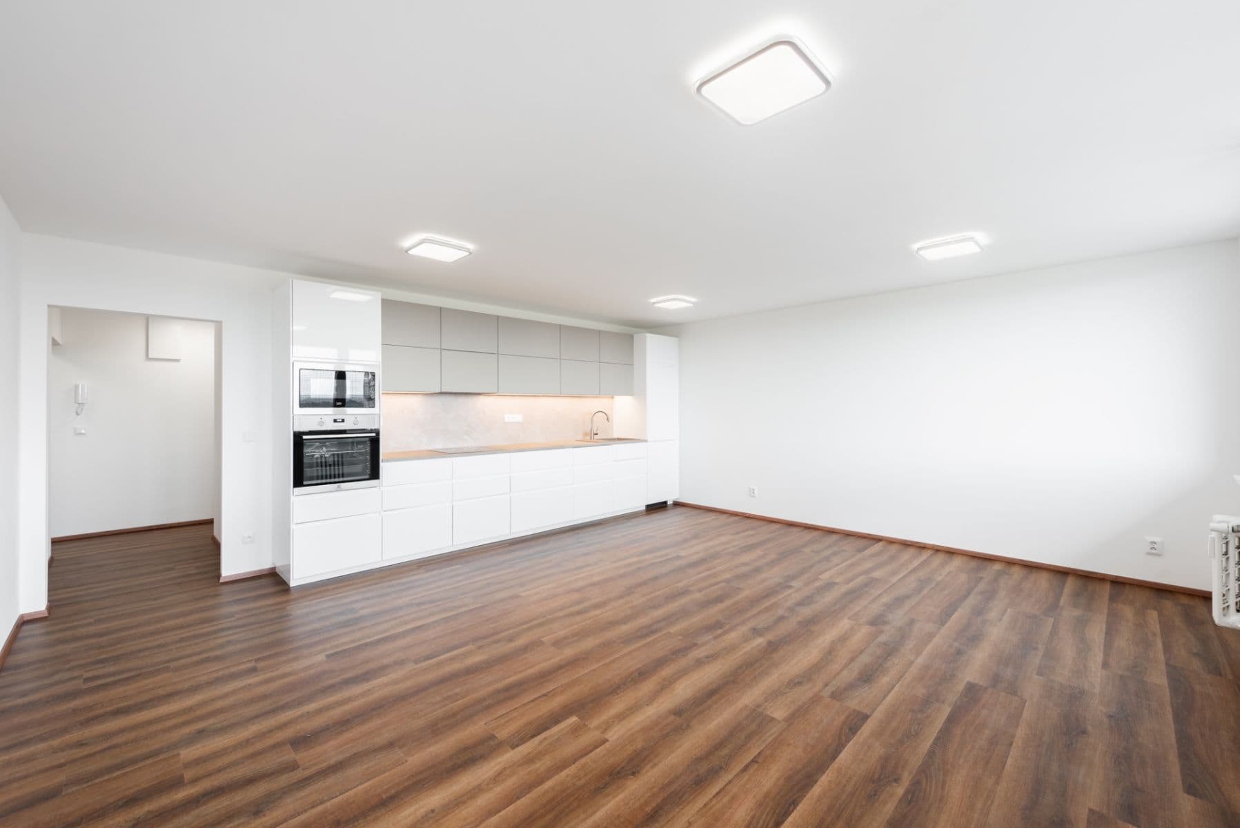 Prodej bytu 3+kk 85 m², Doležalova, Praha, Praha Prodej bytu 3+kk 85 m², Doležalova, Praha, Praha