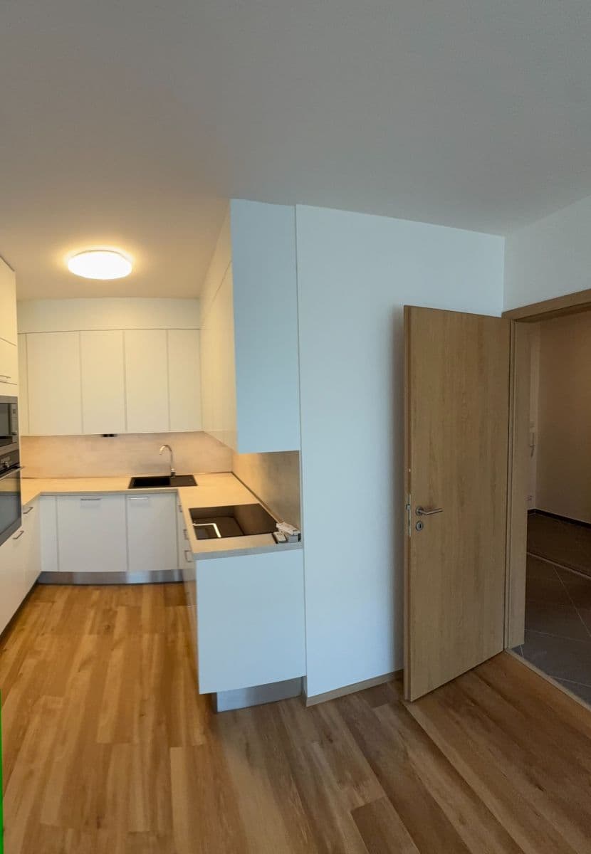 Pronájem bytu 2+kk 53 m², Návarovská, Praha, Praha Pronájem bytu 2+kk 53 m², Návarovská, Praha, Praha