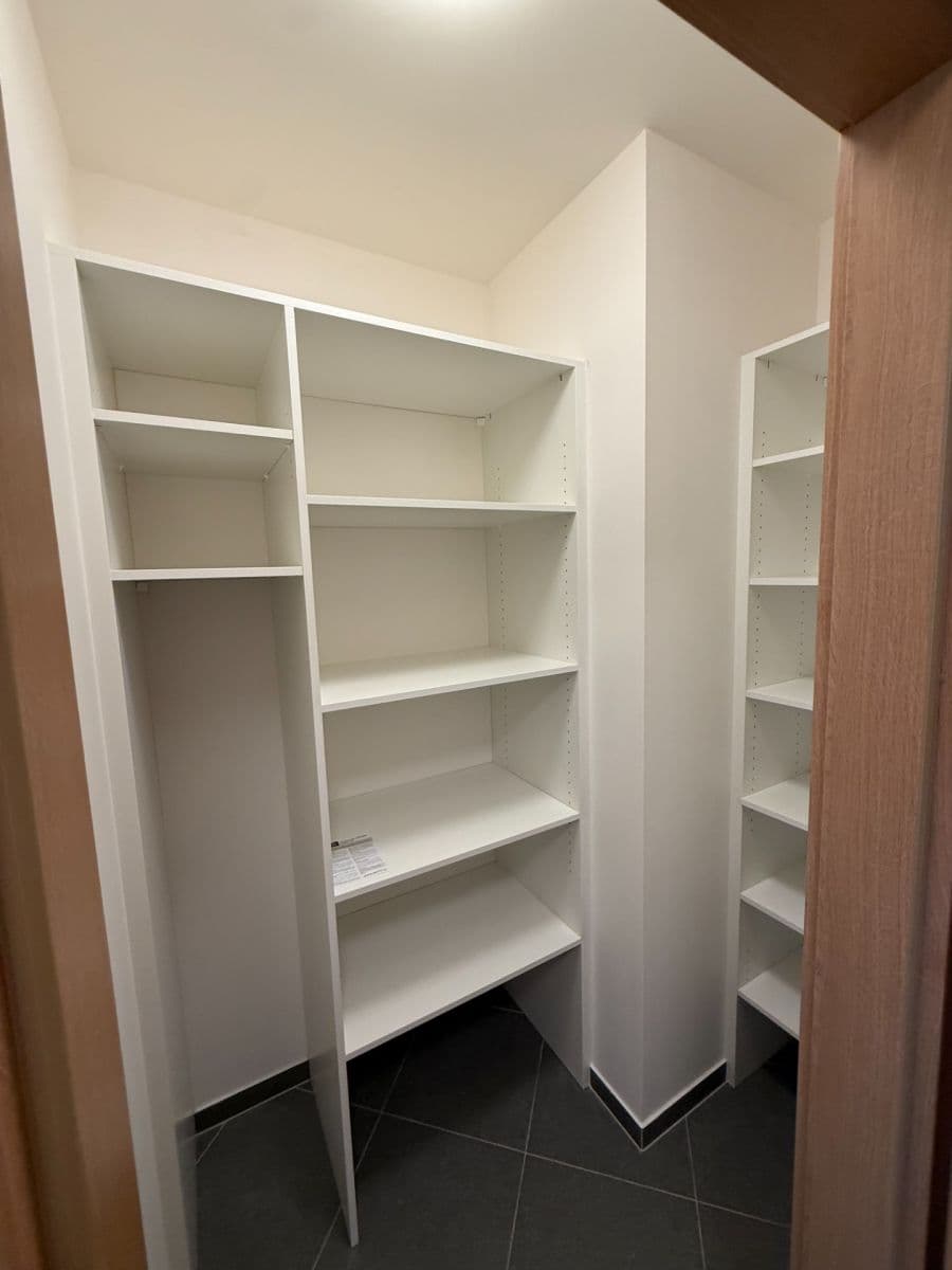 Pronájem bytu 2+kk 53 m², Návarovská, Praha, Praha Pronájem bytu 2+kk 53 m², Návarovská, Praha, Praha