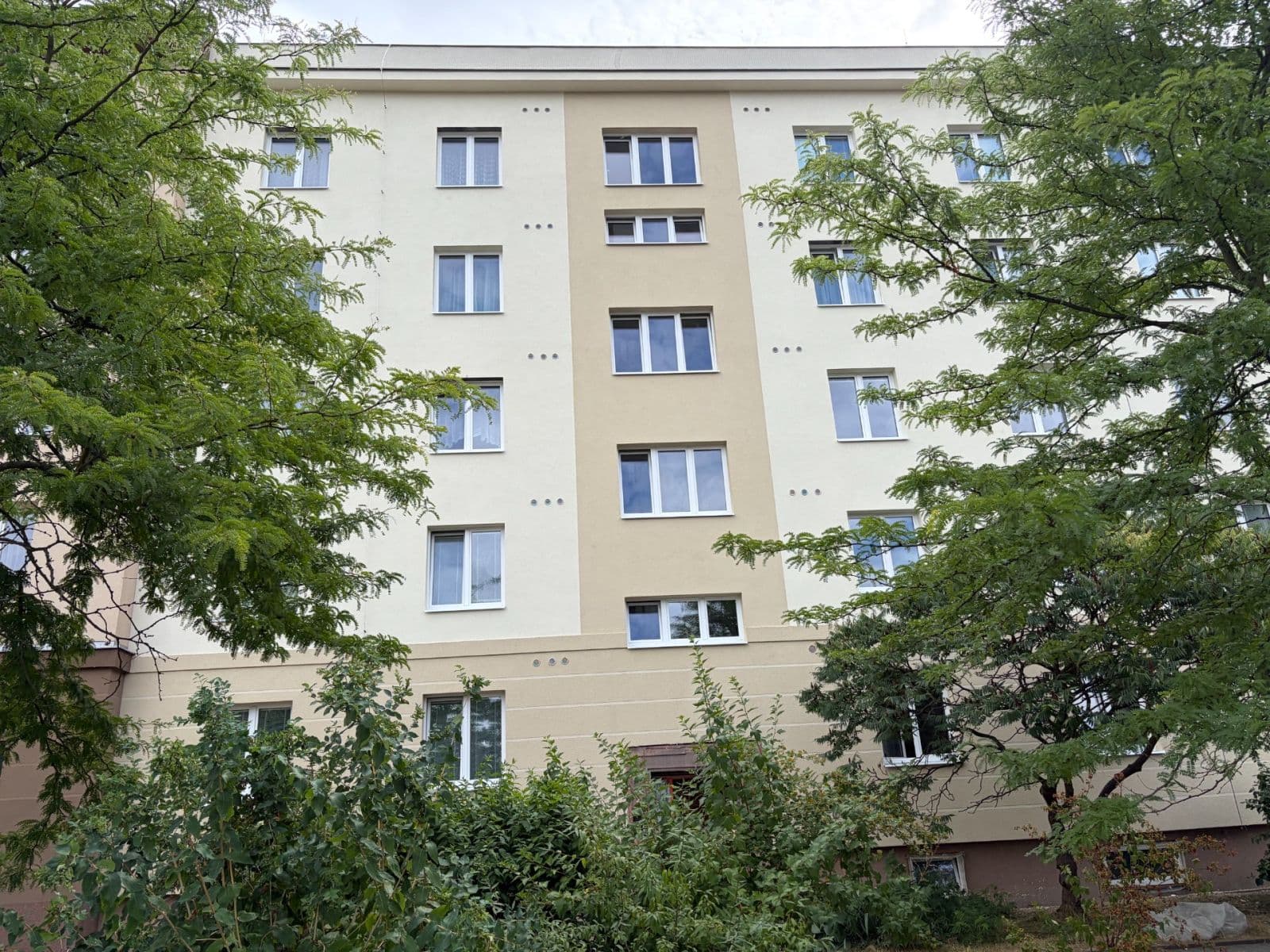 Pronájem bytu 2+1 53 m², Spojovací, Plzeň, Plzeňský kraj Pronájem bytu 2+1 53 m², Spojovací, Plzeň, Plzeňský kraj