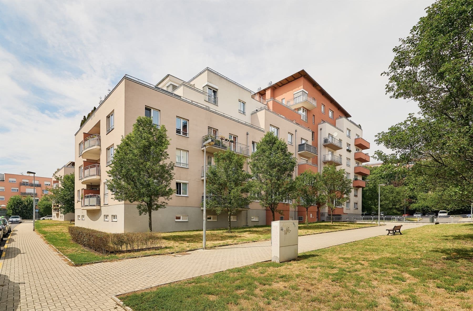 Prodej bytu 2+kk 51 m², Mikanova, Praha, Praha Prodej bytu 2+kk 51 m², Mikanova, Praha, Praha