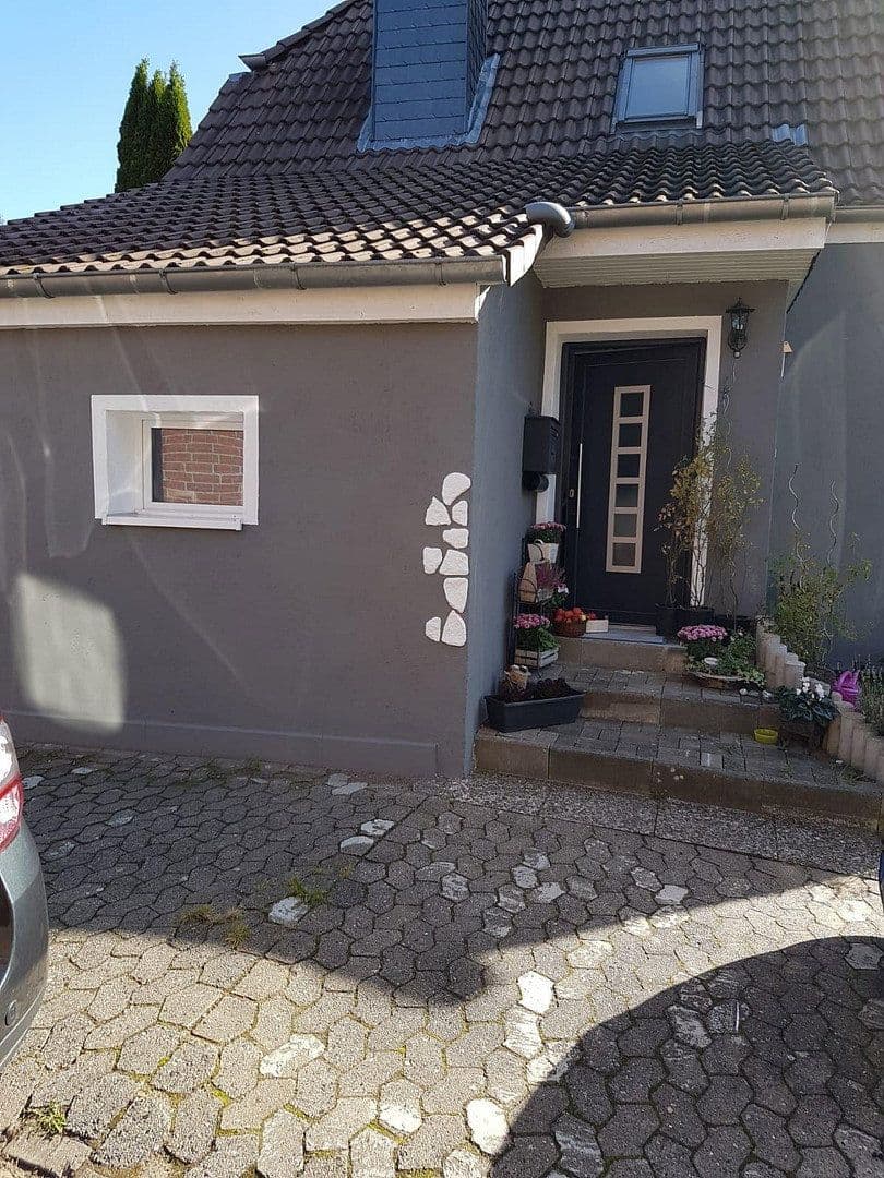 Prodej domu 100 m², pozemek 992 m², Kiel, Šlesvicko-Holštýnsko Prodej domu 100 m², pozemek 992 m², Kiel, Šlesvicko-Holštýnsko