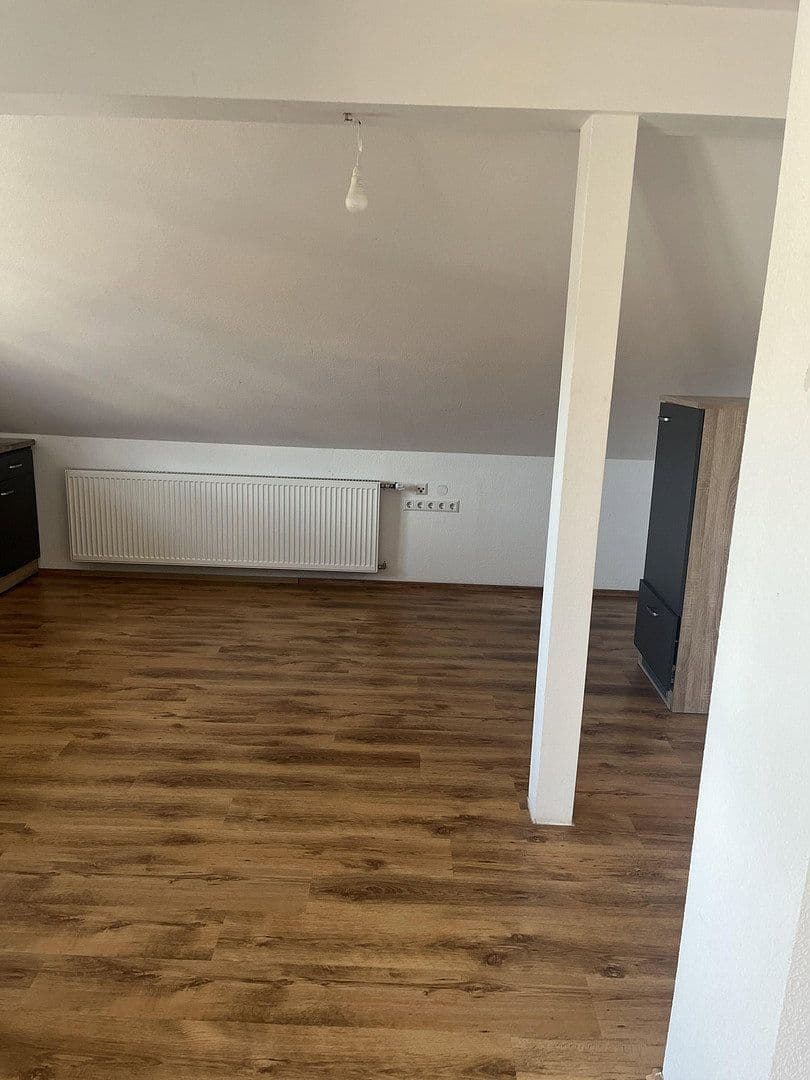 Pronájem bytu 3+1 85 m², Hans Doll Strasse 17 A, Sinsheim, Bádensko-Württembersko Pronájem bytu 3+1 85 m², Hans Doll Strasse 17 A, Sinsheim, Bádensko-Württembersko