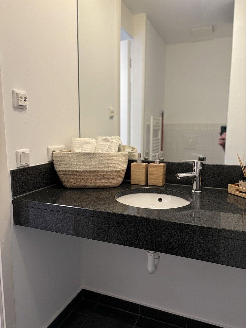 Pronájem bytu 1+1 41 m², Berlin, Berlín Pronájem bytu 1+1 41 m², Berlin, Berlín