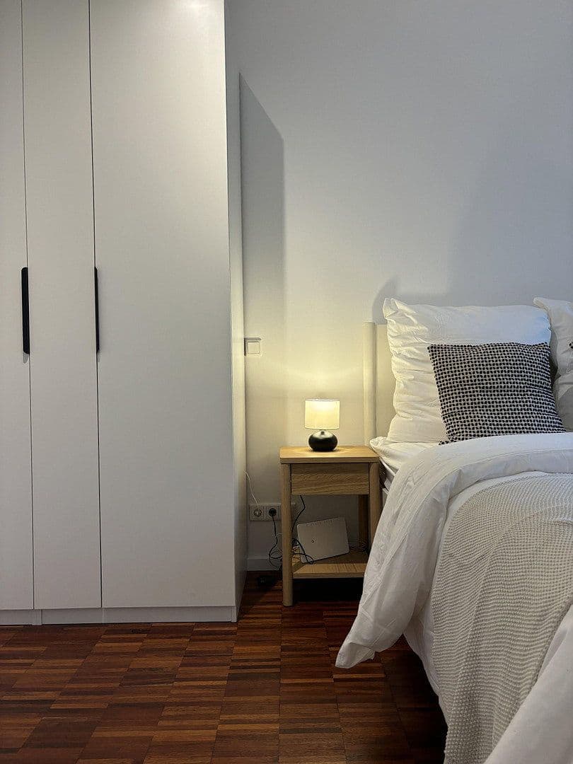 Pronájem bytu 1+1 41 m², Berlin, Berlín Pronájem bytu 1+1 41 m², Berlin, Berlín