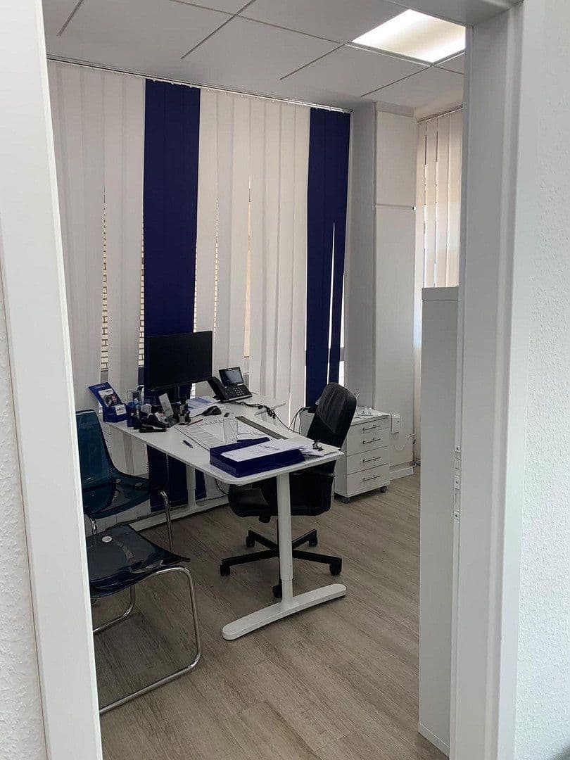 Pronájem kanceláře 175 m², Gildehauser Straße 95, Gronau, Severní Porýní-Vestfálsko Pronájem kanceláře 175 m², Gildehauser Straße 95, Gronau, Severní Porýní-Vestfálsko