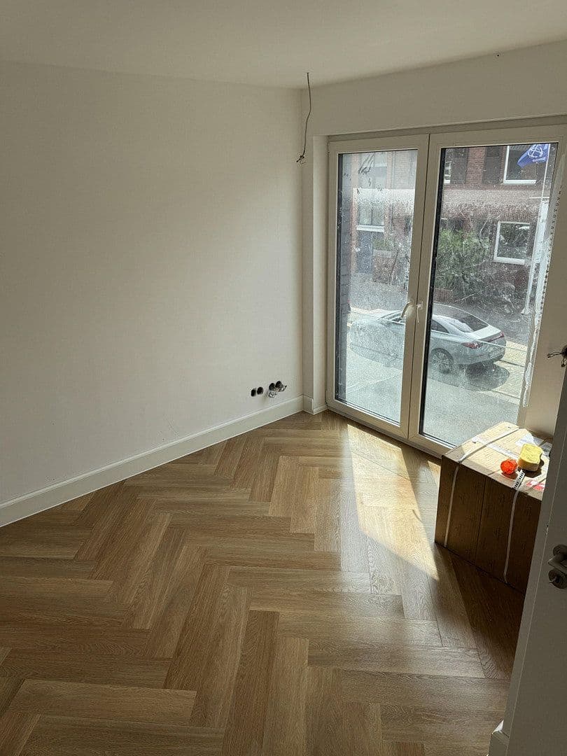 Pronájem domu 145 m², pozemek 180 m², Römerstr. 14, Meerbusch, Severní Porýní-Vestfálsko Pronájem domu 145 m², pozemek 180 m², Römerstr. 14, Meerbusch, Severní Porýní-Vestfálsko