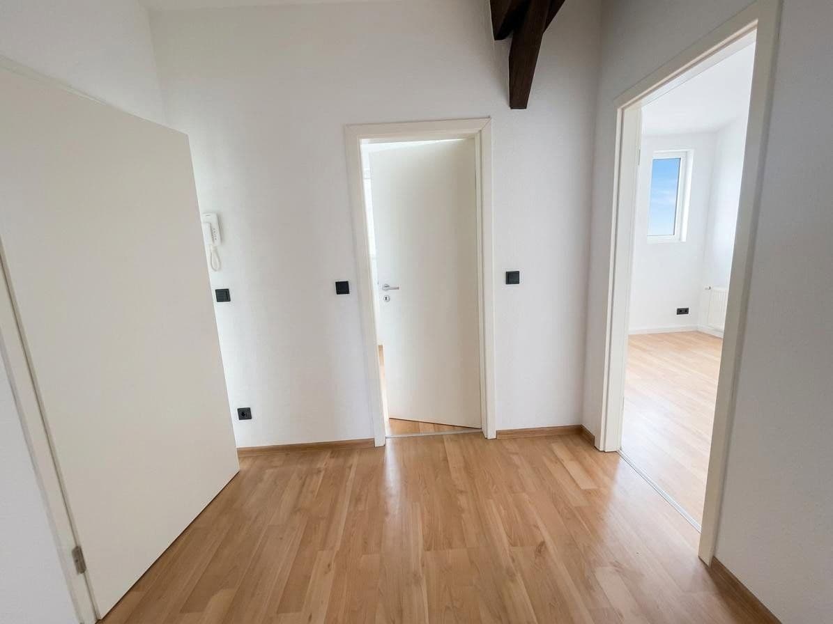 Pronájem bytu 2+1 47 m², Hülser Straße 54, Krefeld, Severní Porýní-Vestfálsko Pronájem bytu 2+1 47 m², Hülser Straße 54, Krefeld, Severní Porýní-Vestfálsko