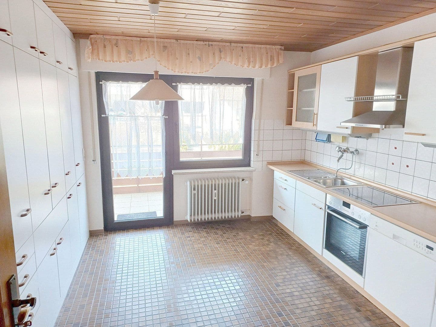 Pronájem bytu 3+kk 1 m², Karlsruhe, Bádensko-Württembersko Pronájem bytu 3+kk 1 m², Karlsruhe, Bádensko-Württembersko