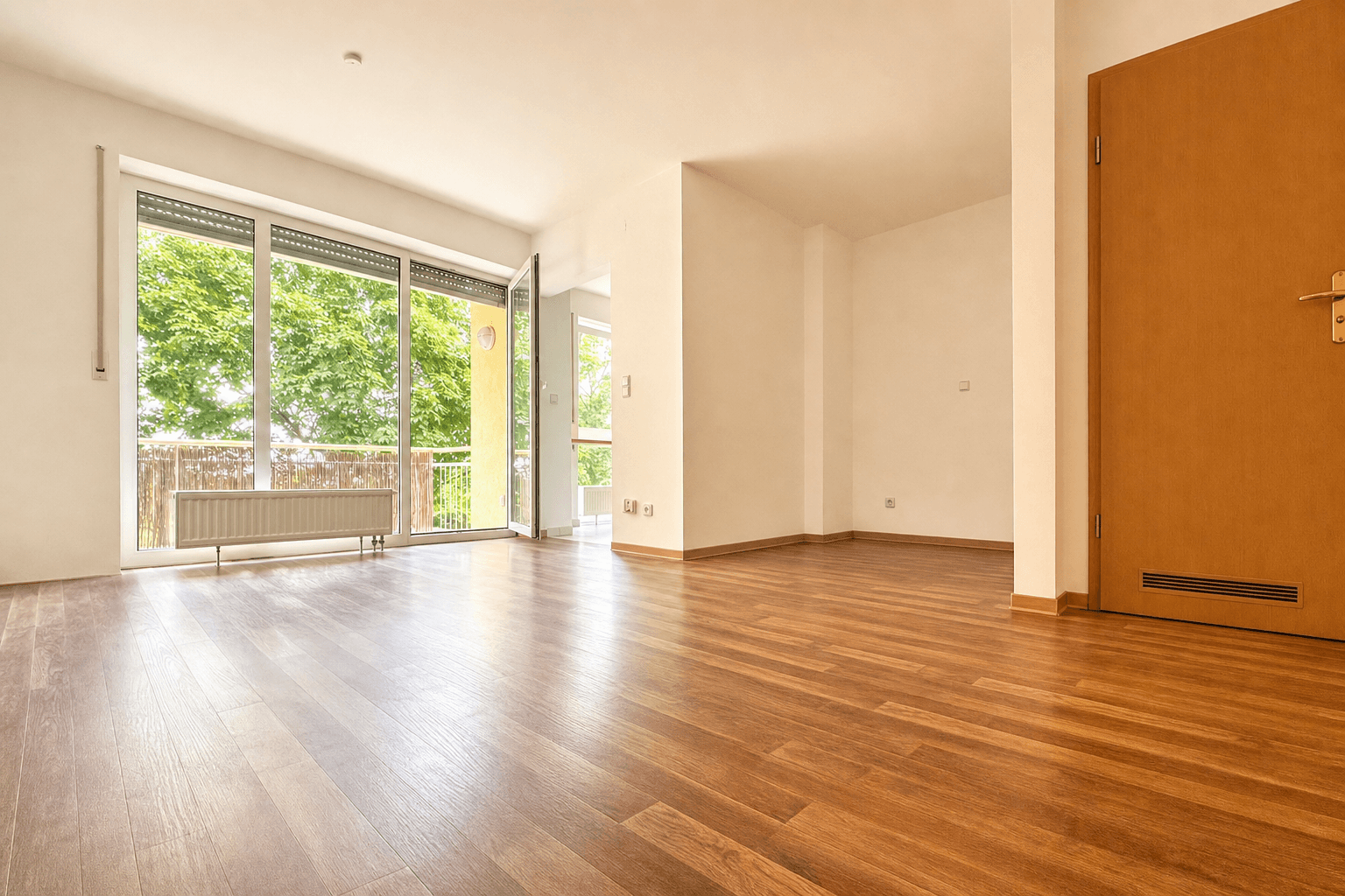 Pronájem bytu 1+1 35 m², Am Reißberg 3, Plauen, Sasko Pronájem bytu 1+1 35 m², Am Reißberg 3, Plauen, Sasko