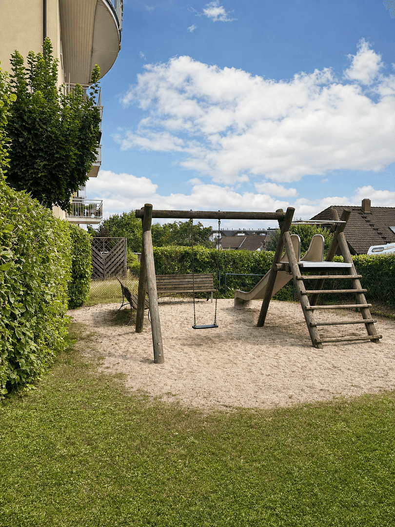 Pronájem bytu 1+1 35 m², Am Reißberg 3, Plauen, Sasko Pronájem bytu 1+1 35 m², Am Reißberg 3, Plauen, Sasko