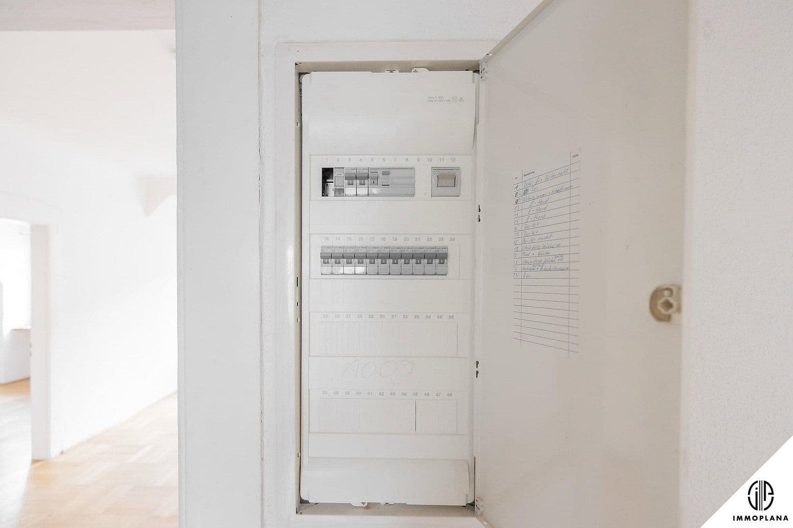 Prodej bytu 3+1 69 m², Schreyerstraße 16, Nürnberg, Bavorsko Prodej bytu 3+1 69 m², Schreyerstraße 16, Nürnberg, Bavorsko