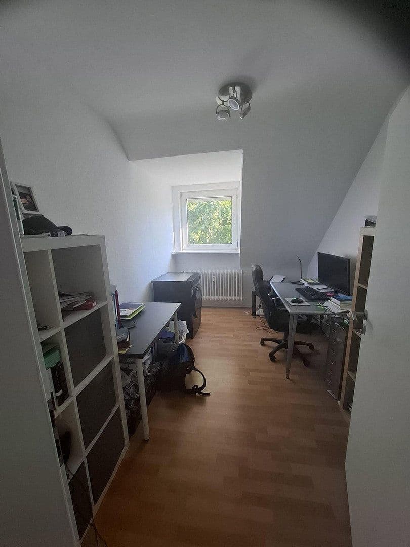 Pronájem bytu 3+kk 60 m², Schloßstr. 317, Essen, Severní Porýní-Vestfálsko Pronájem bytu 3+kk 60 m², Schloßstr. 317, Essen, Severní Porýní-Vestfálsko