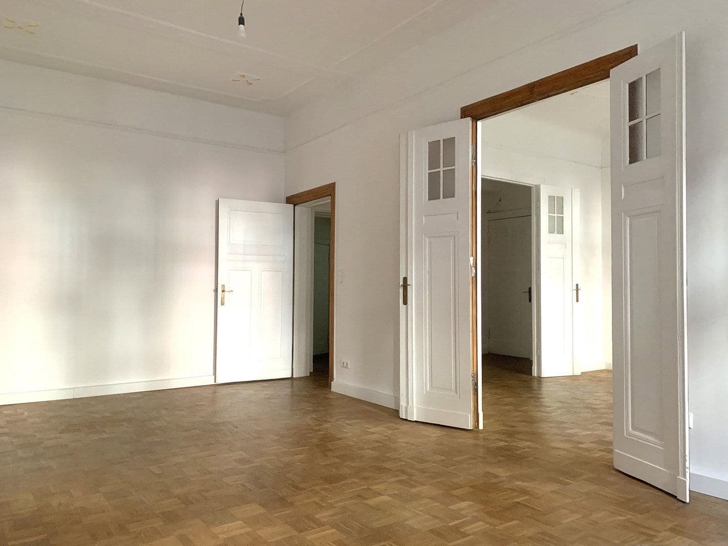 Prodej bytu 3+kk 94 m², Hektorstraße, Berlin, Berlín Prodej bytu 3+kk 94 m², Hektorstraße, Berlin, Berlín