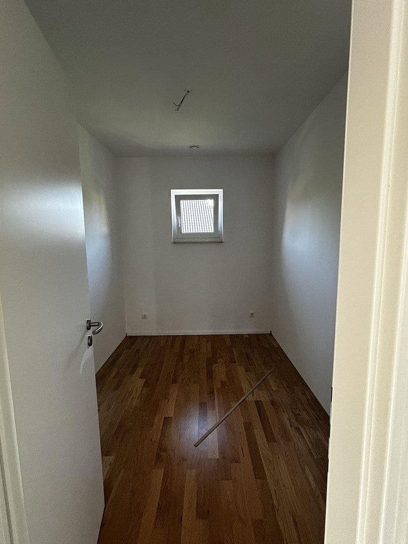 Prodej domu 158 m², pozemek 434 m², Am Wartenberger Luch 32, Berlin, Berlín Prodej domu 158 m², pozemek 434 m², Am Wartenberger Luch 32, Berlin, Berlín