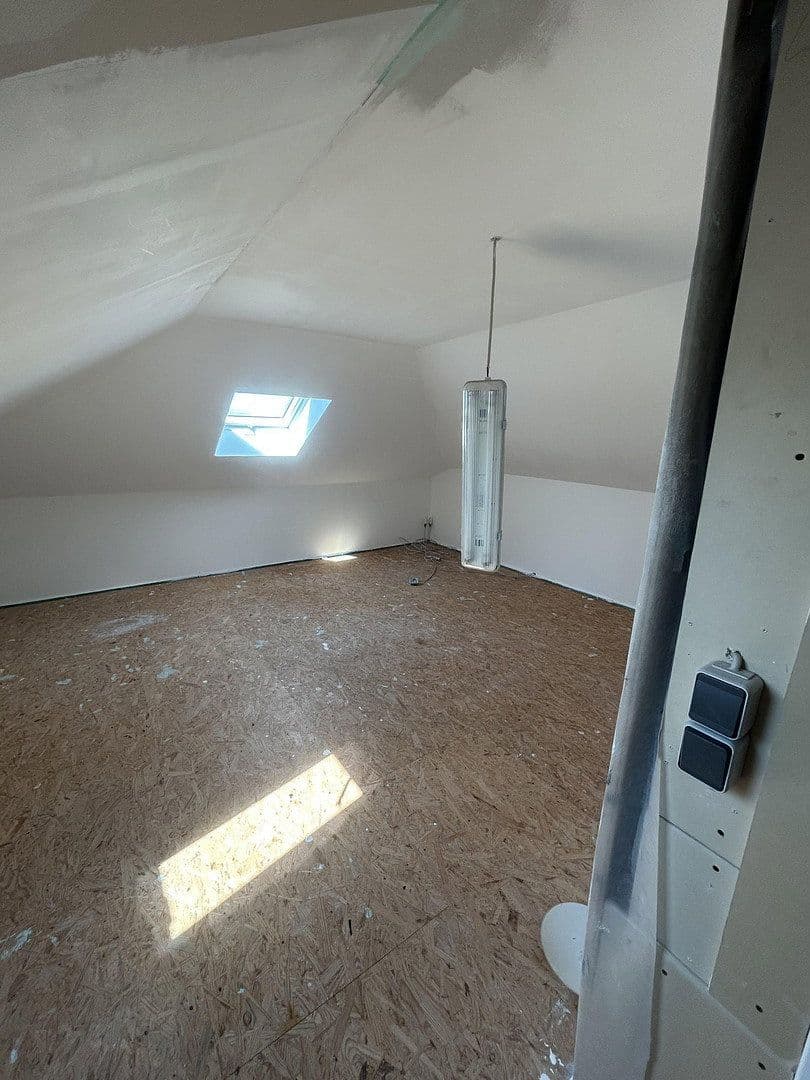 Prodej domu 158 m², pozemek 434 m², Am Wartenberger Luch 32, Berlin, Berlín Prodej domu 158 m², pozemek 434 m², Am Wartenberger Luch 32, Berlin, Berlín