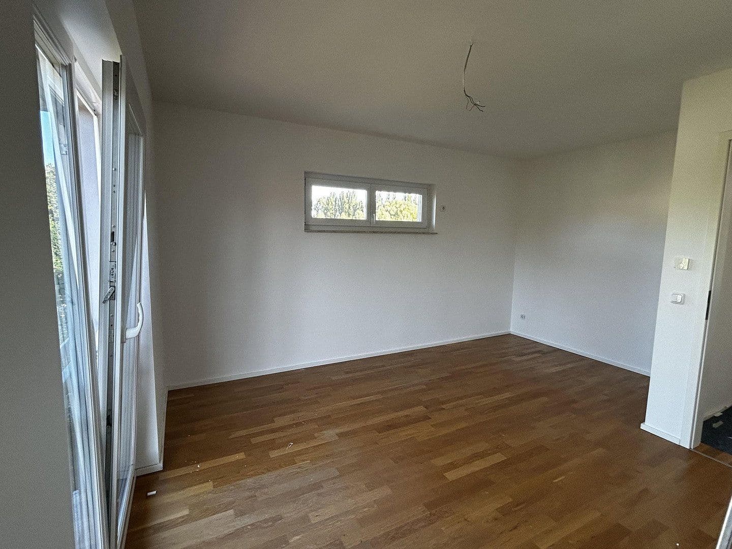 Prodej domu 158 m², pozemek 434 m², Am Wartenberger Luch 32, Berlin, Berlín Prodej domu 158 m², pozemek 434 m², Am Wartenberger Luch 32, Berlin, Berlín