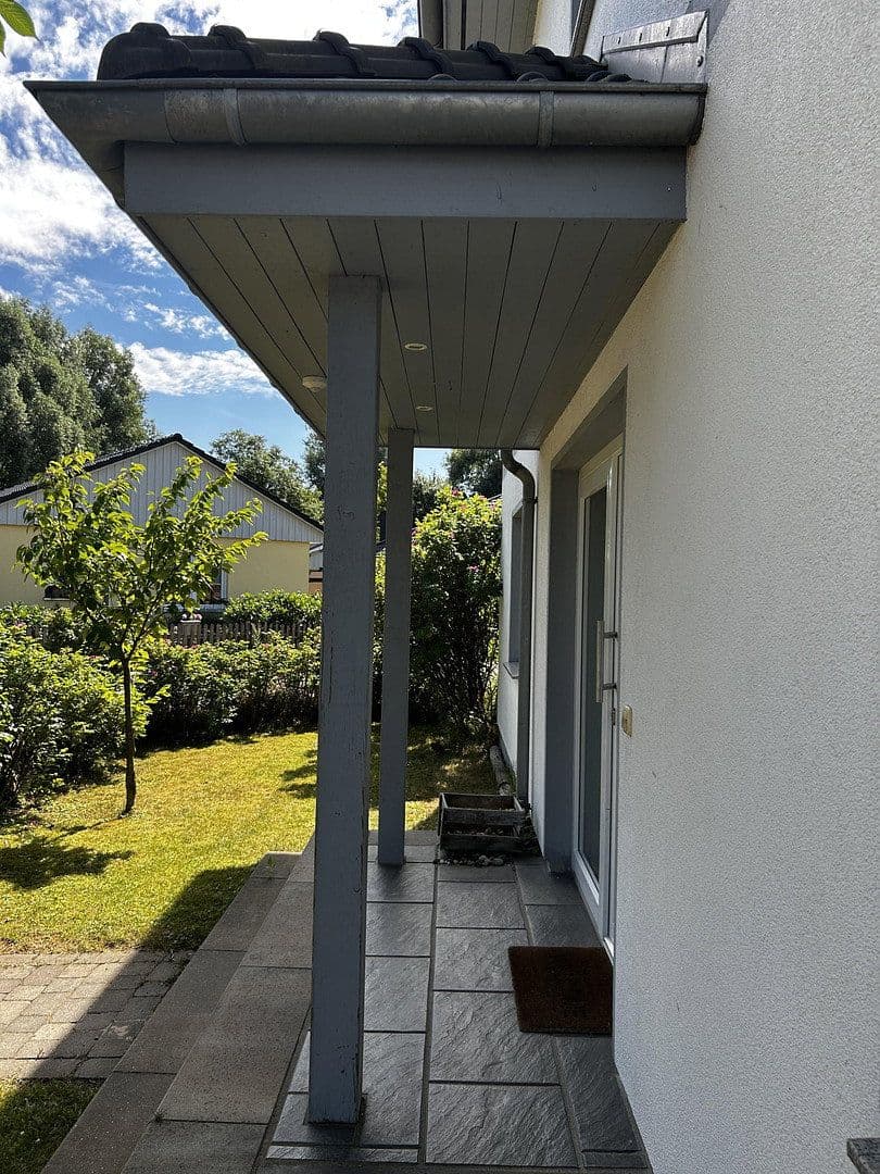 Prodej domu 158 m², pozemek 434 m², Am Wartenberger Luch 32, Berlin, Berlín Prodej domu 158 m², pozemek 434 m², Am Wartenberger Luch 32, Berlin, Berlín